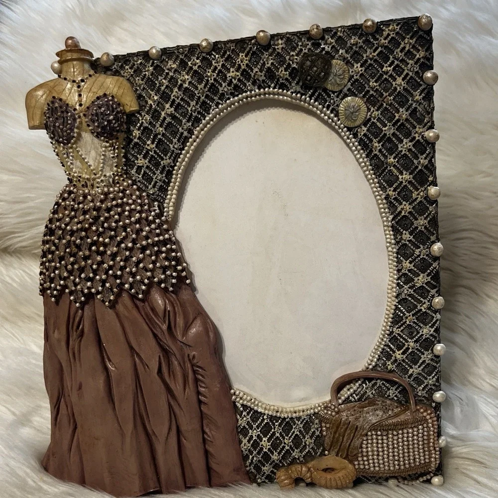 VTG 3D Victorian Style‎ Resin 5